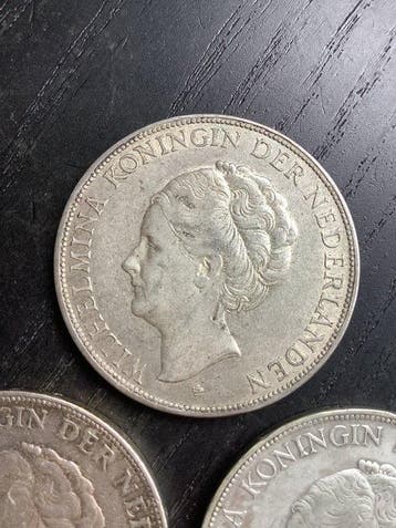 Nederland. Wilhelmina. 2 1/2 Gulden 1929/1931, Lot van 3