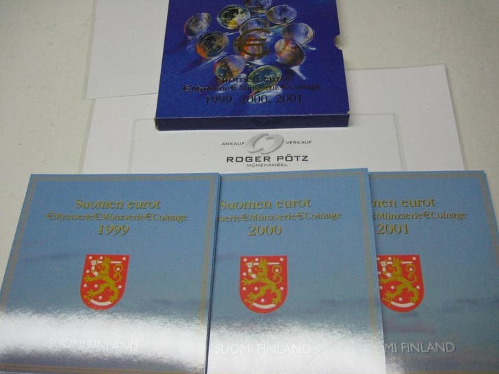 3 x 3,88 Euro 1999-2001 Finnland Tripleset 1999, 2000 en..., Postzegels en Munten, Munten | Europa | Euromunten, België, Verzenden