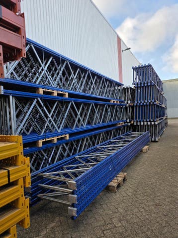 Armes palletstelling H7000 x B2700 x D900mm gebruikt, Ophalen of Verzenden