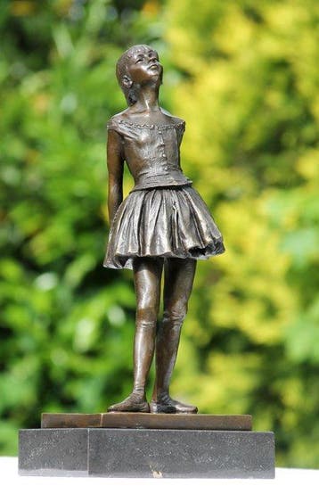 Edgar Degas (1834-1917) - Statue, 14 jarig danseresje - 38