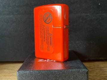 Zippo - Zippo Orange Vif – Édition Unie & Éclatante - Zonder, Nieuw