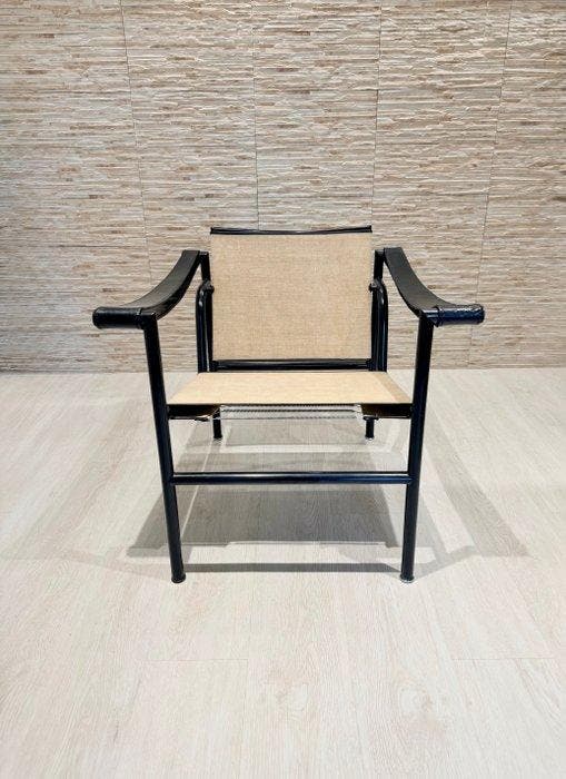 Cassina - Le Corbusier, Charlotte Perriand - Stoel - LC1 -, Antiquités & Art, Art | Objets design