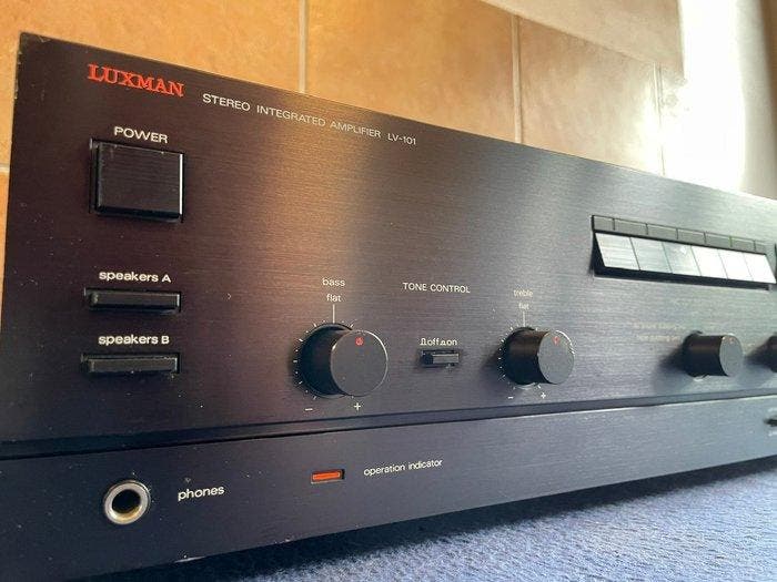 Luxman - LV-101 Solid state geïntegreerde versterker, Audio, Tv en Foto, Radio's