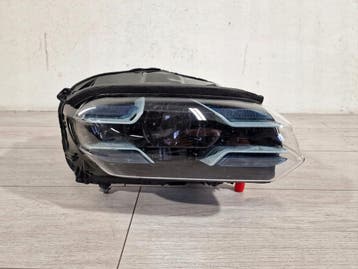 Reflektor rechts voor Porsche Taycan 9J1, Auto-onderdelen, Verzenden, Gebruikt