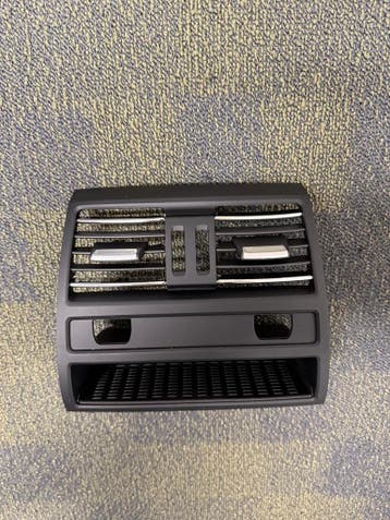 BMW F10/F11 Achterste Ventilatierooster Middenconsole– 11-16, Nieuw, BMW