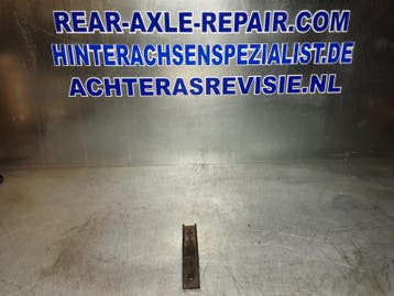 Vloergeleider Opel Ascona A, Manta A, gebruikt. (Interieur), Verzenden