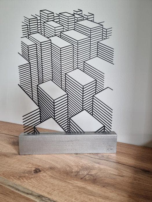 Jeroen Henneman (1942) - sculptuur, Twentyfive (Stapels |, Antiek en Kunst, Antiek | Overige Antiek