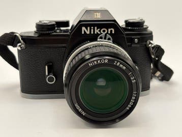 Nikon EM + Nikkor 3,5/28mm | Analoge camera, Nieuw