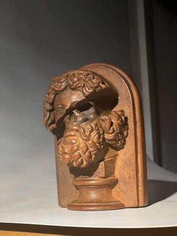 Beeldje - Sculpture of Zeus from Ancient Greek Mythology -