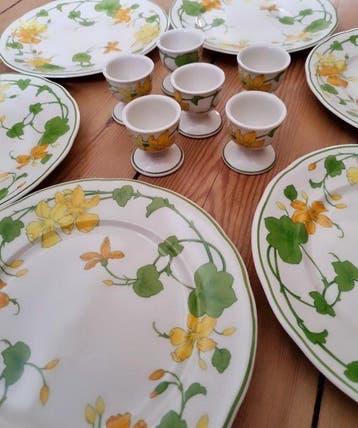 Villeroy & Boch - Ontbijtservies (12) - geranium - Porselein