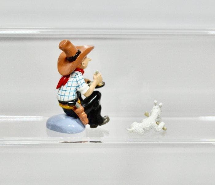 Figurine Moulinsart 46529 - Tintin en Amérique - feu de camp, Livres, BD | Comics