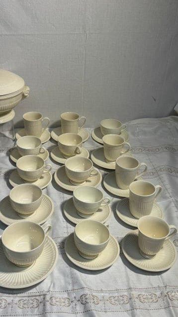 Wedgwood - Service de table - Edme - Faïence