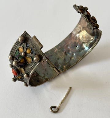 Bloedkoraal - Zilver - Armband - Oude Kabylische armband, Antiek en Kunst
