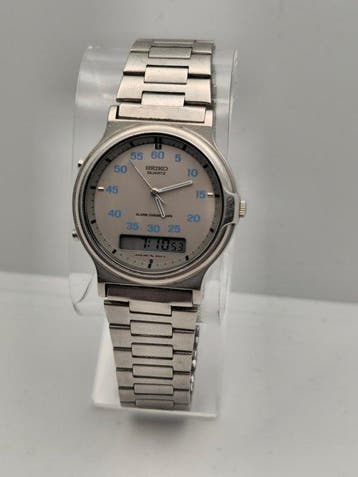 Seiko - Blue Arabic Numerals - Ana-Digi - Zonder