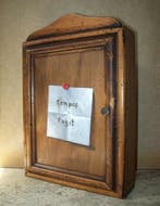 Memento Mori - Een zeer mooie doos, beschilderd aan de, Antiquités & Art