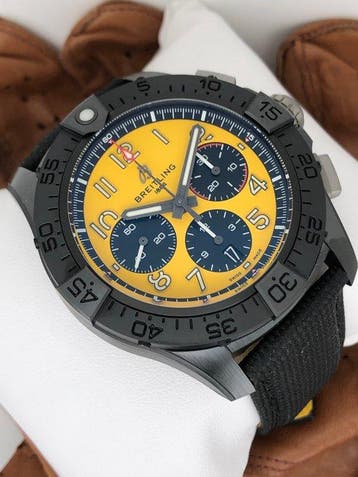 Breitling - Avenger B01 Chronograph 44 Night Mission -