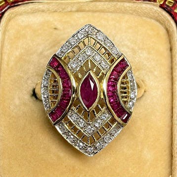 Zonder minimumprijs - Ring - 18 karaat Geel goud - 0.64ct., Handtassen en Accessoires, Ringen, Nieuw