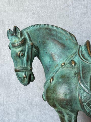 Beeld, Groot formaat Tang-Dynastie stijl paard - 27.5 cm -, Antiek en Kunst