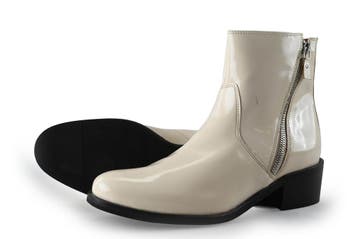 19v69 Italia Enkellaarzen in maat 40 Wit, Kleding | Dames, Verzenden, Wit, Lage of Enkellaarzen, Zo goed als nieuw