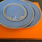 Limoges - Hermès - Bord (2) - Toucans - Porselein - dienst