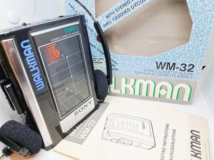 Sony - Walkman WM-32-Made in Japan with Box-fully serviced-, Audio, Tv en Foto, Radio's