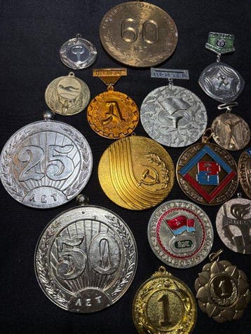 Collection thématique - Médaille - Collection of 27 x sports