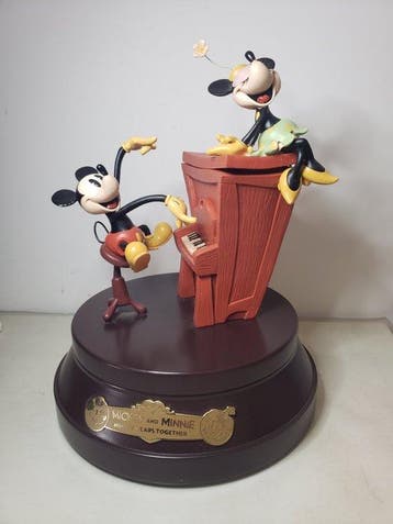 Disney - Beeldje - Figurine Disney Mickey & Minnie -