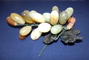 Jade Grappe de pierres durs de jade - Hauteur : 20 cm -, Antiquités & Art