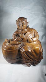 André Deruelle - Statue, Drinkende Monnik - Handgesneden -