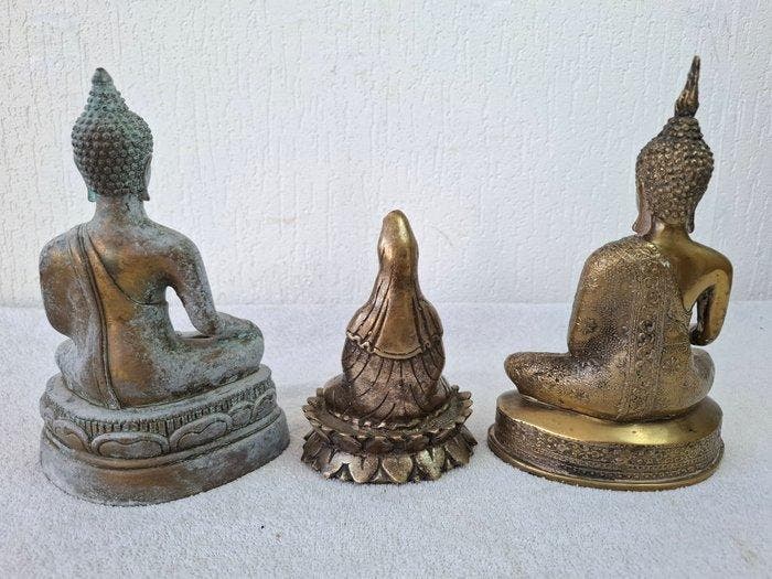 Boeddha en Guanyin - Beeld - Azië (Zonder minimumprijs), Antiquités & Art, Art | Art non-occidental