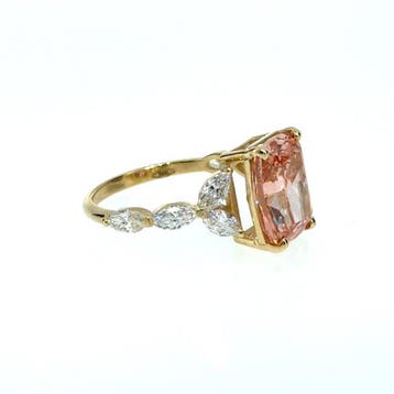 Ring - 14 karaat Geel goud - 6.08ct. tw. Roze Diamant (Fancy, Nieuw
