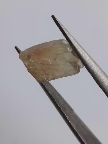 Natural orangey brown Apatite - 2.052 ct - Rough Gemstone fo, Verzenden, Nieuw
