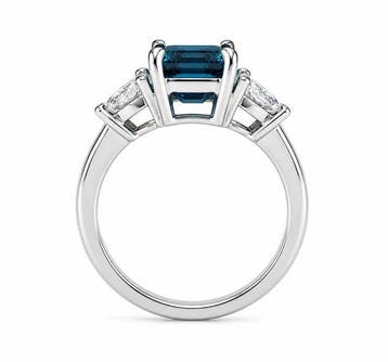 Ring - 14 karaat Witgoud - 4.03ct. tw. Blauw Diamant (Fancy