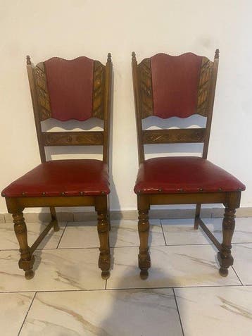 Stoel (2) - 2 eetkamerstoelen in Spaanse