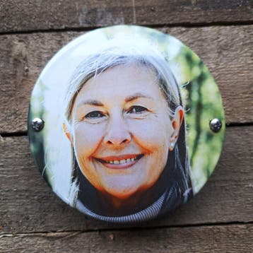 Grafmonument portretfoto op emaille bord in ronde vorm, Verzenden, Nieuw