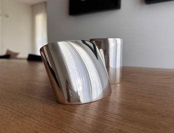 De Vecchi milano - Vase (2) - Argent 925 - sculpture, Antiek en Kunst