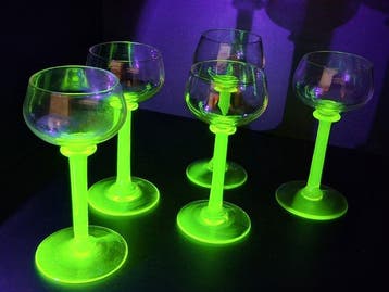 Service de boisson (5) - Cristal - Uranium / verre vaseline