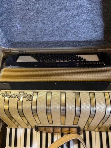 Hohner - Concerto III - - Accordéon (Sans prix de réserve), Nieuw