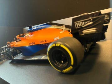Minichamps 1:18 - Model raceauto - McLaren F1 Team MCL35M -