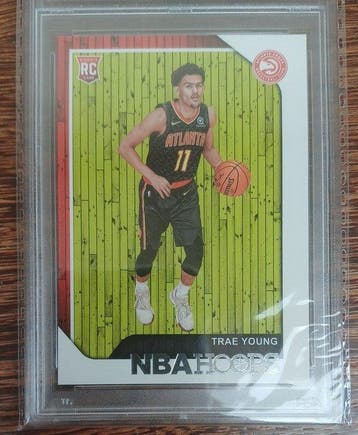 2018/19 Panini Hoops Trae Young #250 Carte Rookie, Graded, Nieuw