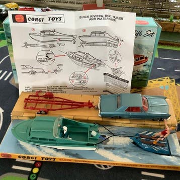 Corgi 1:43 - Modelauto, Nieuw