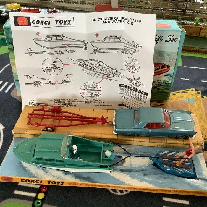 Corgi 1:43 - Modelauto, Hobby en Vrije tijd, Modelauto's | 1:5 tot 1:12