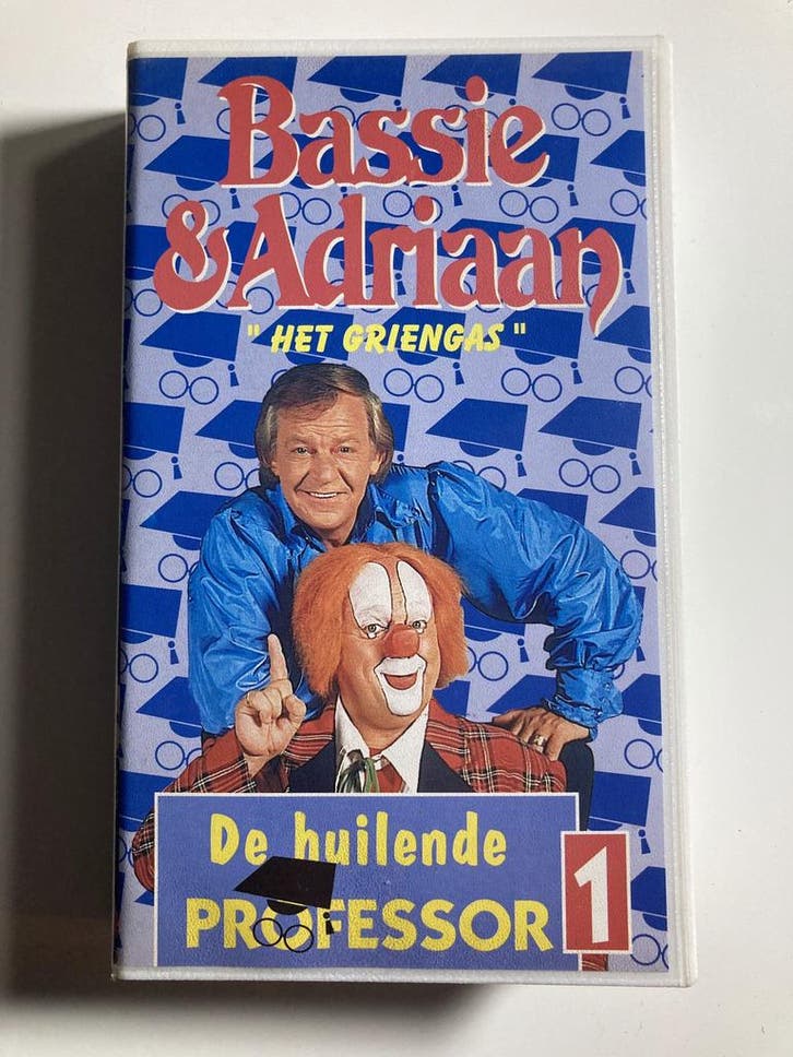BASSIE & ADRIAAN DE HUILENDE PROFESSOR DEEL 1 (VHS), Cd's en Dvd's, VHS | Film, Gebruikt
