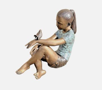 Statue, Girl with Butterfly - 55 cm - Coulée de bronze