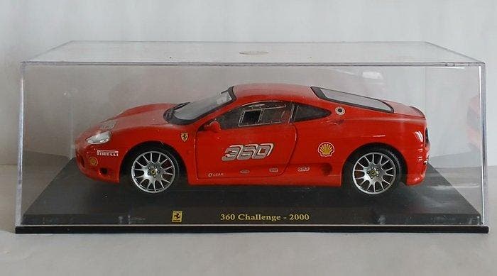 Centauria 1:24 - Model sportwagen (4) - Lotto con 4 Ferrari, Hobby en Vrije tijd, Modelauto's | 1:5 tot 1:12