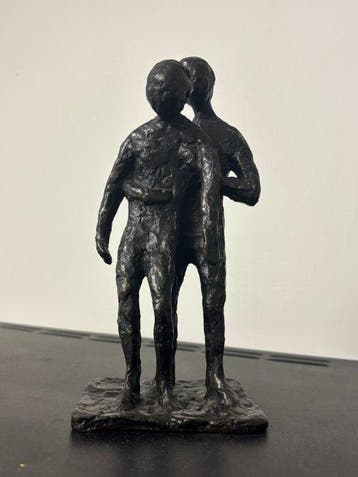 Suze Boschma-Berkhout - Beeldje, Zorg met liefde - 20 cm -