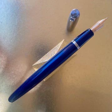 Parker - Parker V.S. - Stylo à plume, Collections