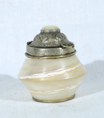 Bouteille de tabac à priser - Nacre - métal plaqué argent