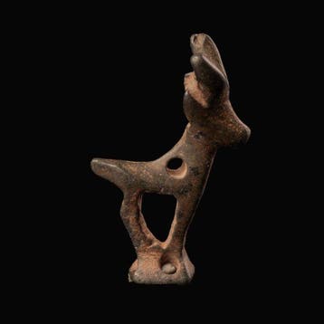 Bronstijd Brons Hertenbeeld / amulet (Zonder minimumprijs)
