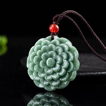 Jade - Jadeite certifiée Type A - Pendentif - Gravure